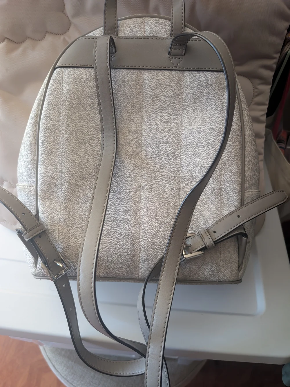 Michael Kors Women’s Gray Signature Backpack